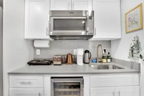Modern Apartment in Union Market DC - Image 5