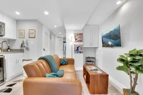 Modern Apartment in Union Market DC - Image 3