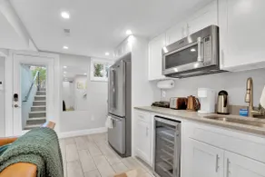 Modern Apartment in Union Market DC - Image 4