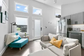 Brand New Modern Asheville Escape - Image 2
