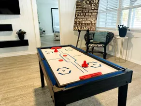 Charming St Augustine Oasis with Game Room for Family fun - Image 5