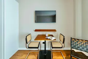 Large Apartment with Unique Style - Image 5