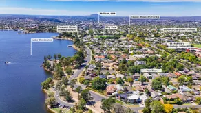 3 Bedrooms By The Lake, Top Location - Image 4