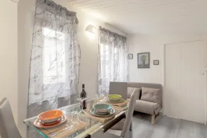 Suite Santa Croce with Private Terrace, A/C, Wi-Fi - Image 3