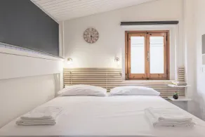 Suite Santa Croce with Private Terrace, A/C, Wi-Fi - Image 4
