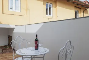 Suite Santa Croce with Private Terrace, A/C, Wi-Fi - Image 2