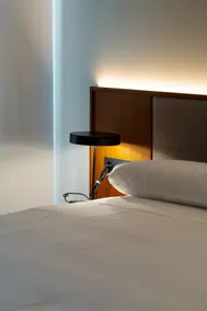 2H Living, Modern and Cozy Apartment. - Image 4