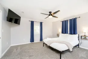 Modern 3BR 3BATH Home Near Shops & Dining Downtown - Image 4