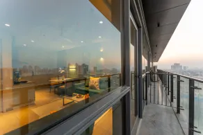 Gatsby’s Loft in the Clouds|Netflix|1BHK - Image 3