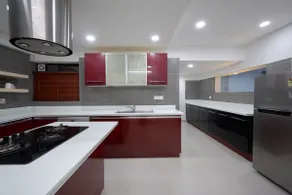 Bayview Retreat: Premium  Stay @Marine Drive Kochi - Image 5