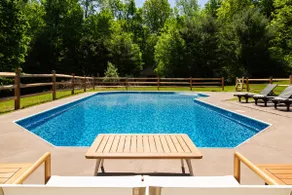 Pinefeather Lodge Nature Escape with Pool & Yoga - Image 2