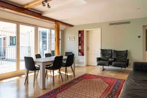 Sophisticated and spacious - Image 2