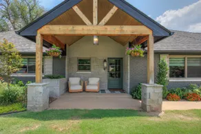 OU Luxury Retreat! Hottub + Heated Pool! - Image 2