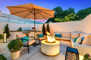 The Aqua House-1BR-1BA HotTub+FirePit+Grill+EV - Image 4