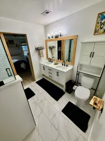 Family Friendly, Movie Room, TOP Location! - Image 5