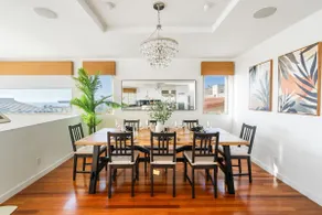 Sunny Home by the Beach | Free Parking - Image 4