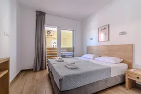 Kalliope Seaview Apt with Jacuzzi - Image 4