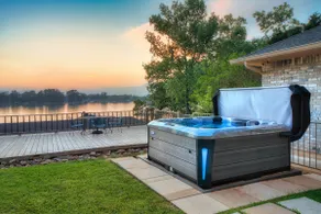 Lakehouse w/ Pickleball Court ~Pool ~Hot Tub ~Dock - Image 3