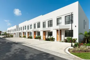 Beach Club Access, Chic Home, Pool, Near Holetown - Image 3