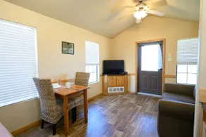 Lake front retreat on Lake Chicot! - Image 3