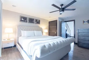 Modern, Spacious Loft in Douglas | Free Parking - Image 5