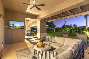 Luxury Heated Pool w/ 5 KING Size Beds! - Image 3