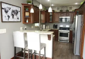 Stylish and Cozy Stay - Image 3