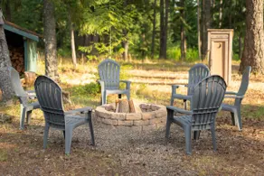 Cabin for 10 w/ Fireplaces, BBQ, Patio & Games! - Image 2