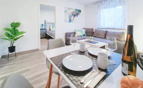 Parking | Central | Modern | 3-Room 5x Pers - Image 4