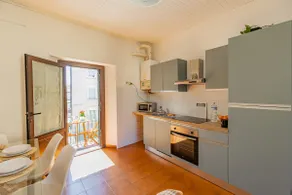 Lake Como Modern and Cozy Apt Live Like a Local - Image 3