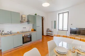 Lake Como Modern and Cozy Apt Live Like a Local - Image 5