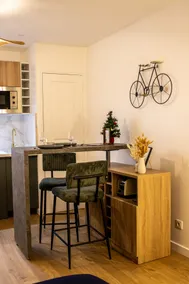 Cosy Haven Studio rénové, élégant Pougues les Eaux - Image 3