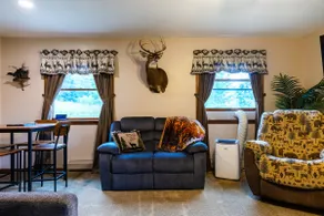 Buck Hill Farm: Secluded Retreat - Image 4
