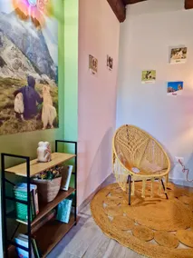 Cottage with mountain view - Image 2