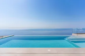 Brand new! Incredible seaviews! - Image 3