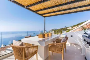 Brand new! Incredible seaviews! - Image 5