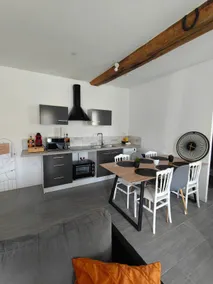 Cottage for 12 people in the countryside, A5 2 min, private parking - Image 3