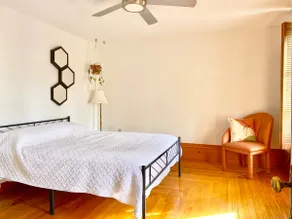 Charming Apartment in Historic Old Terrebonne - Image 5
