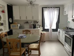 Charming Apartment in Historic Old Terrebonne - Image 2