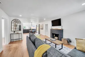 Main Street Retreat - Image 4