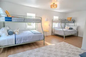 Willows Cove Surf & Stay - Image 4