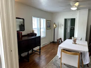 Cozy Cottage just steps from Lake MI - Image 3