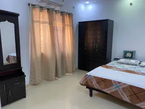 SRT HOMELY STAY WITH All AMENITIES - Image 4