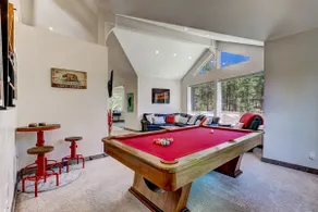 The Boho Alpine Hangout |Hot Tub| BBQ|Sleeps 10 - Image 4