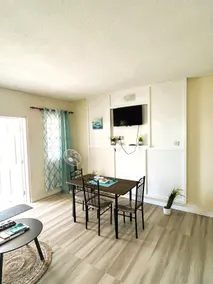 Relaxing 2 Bedrooms Apt with Ocean View - Image 5