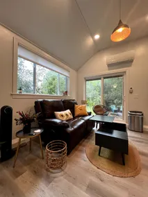Newly Built Barn Loft in Pioneer Valley - Image 3