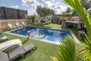 Between the Mountains – 3 Cabins with Private Pool - Image 4
