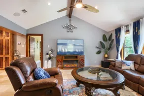 Austin Retreat 4 Bedroom, 4.5 Bath, Pool, & HotTub - Image 4