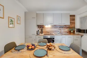 Luxury Design Altstadt Suite - 3BR & Free Parking by HERO HOMES Graz - Image 3