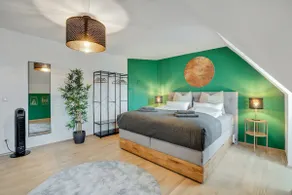 Luxury Design Altstadt Suite - 3BR & Free Parking by HERO HOMES Graz - Image 4